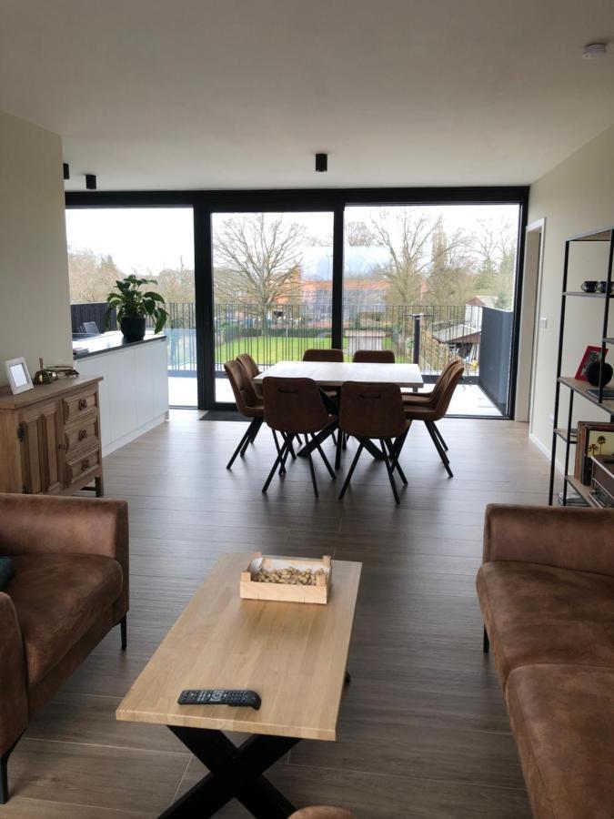 Residentie Zeezicht Lägenhet Eksel Exteriör bild
